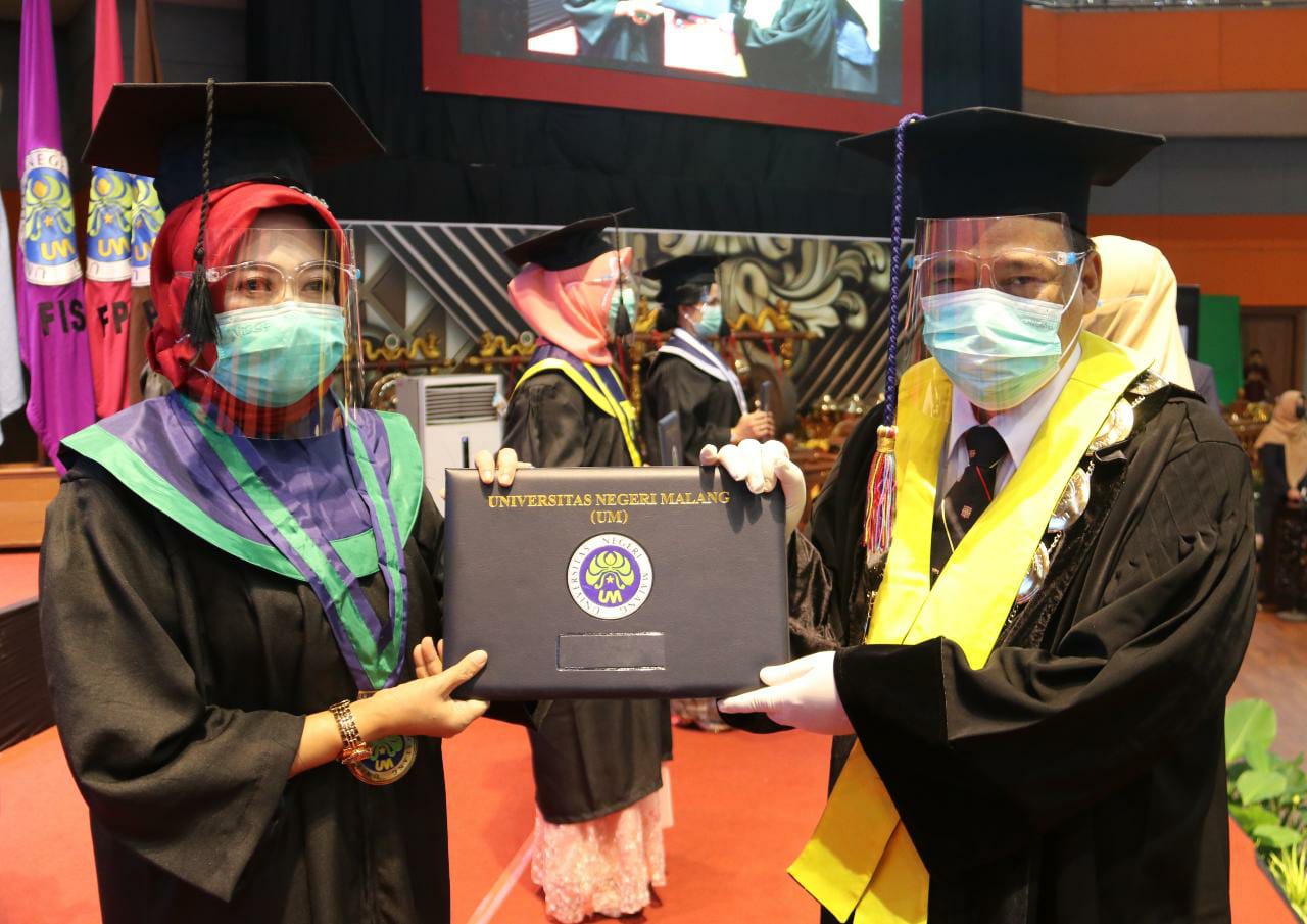 Meski Pandemi Covid Belum Selesai, UM Sukses Selenggarakan Wisuda Ke-105 Secara Virtual