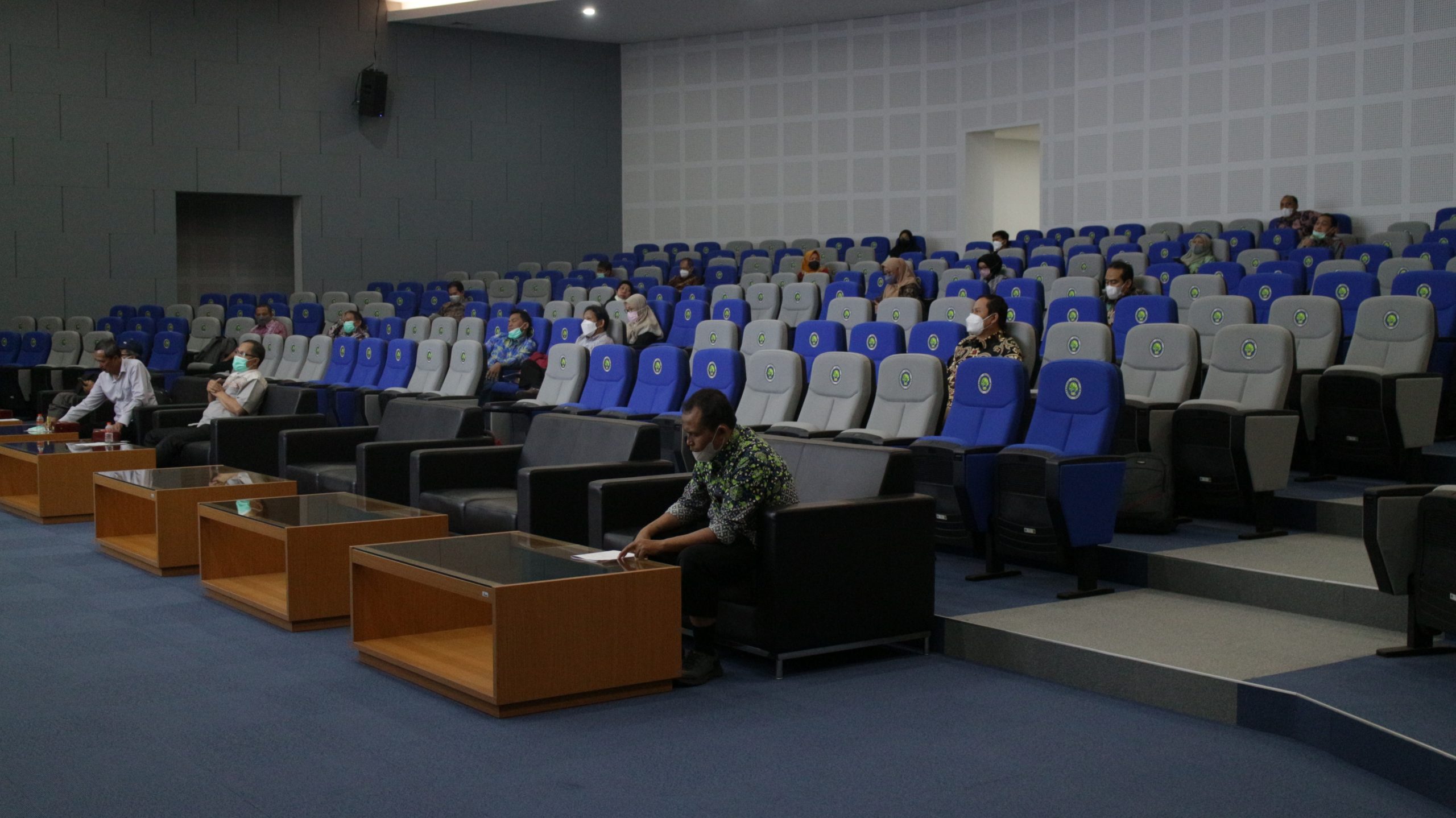 Photo of UM Adakan Rapat Persiapan Penerimaan Mahasiswa Baru untuk Program Magister dan Doktor