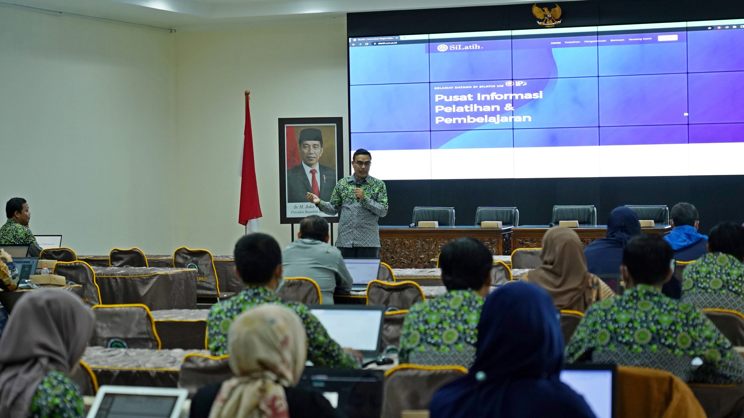 Maksimalkan Penggunaan Sipejar, UM Adakan Workshop Desain Pembelajaran Berbasis Dronagogy