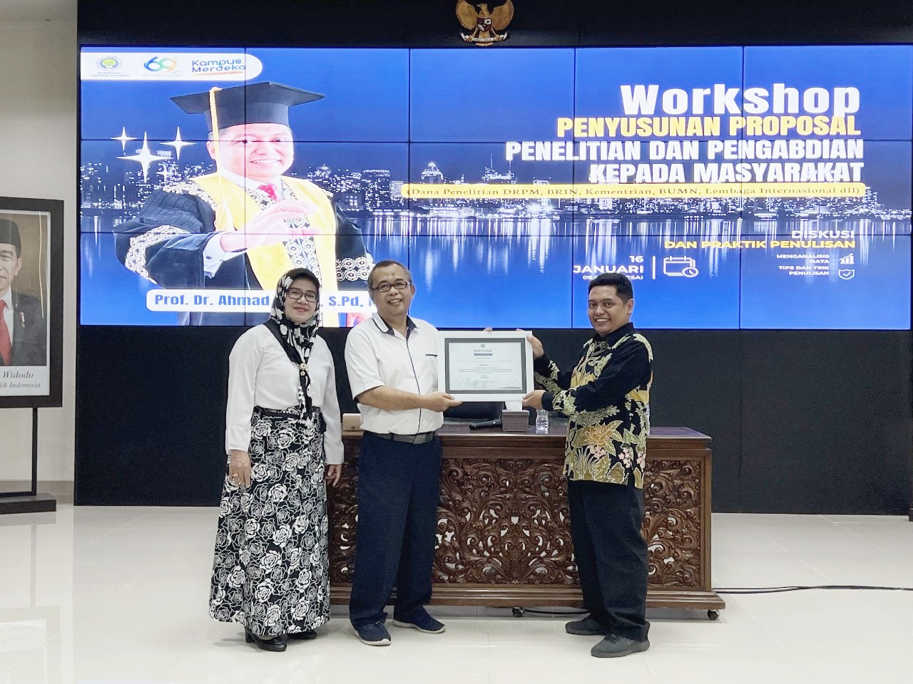 Pendidikan Dasar SPs UM Gelar Workshop Penyusunan Proposal Penelitian dan Pengabdian Kepada Masyarakat