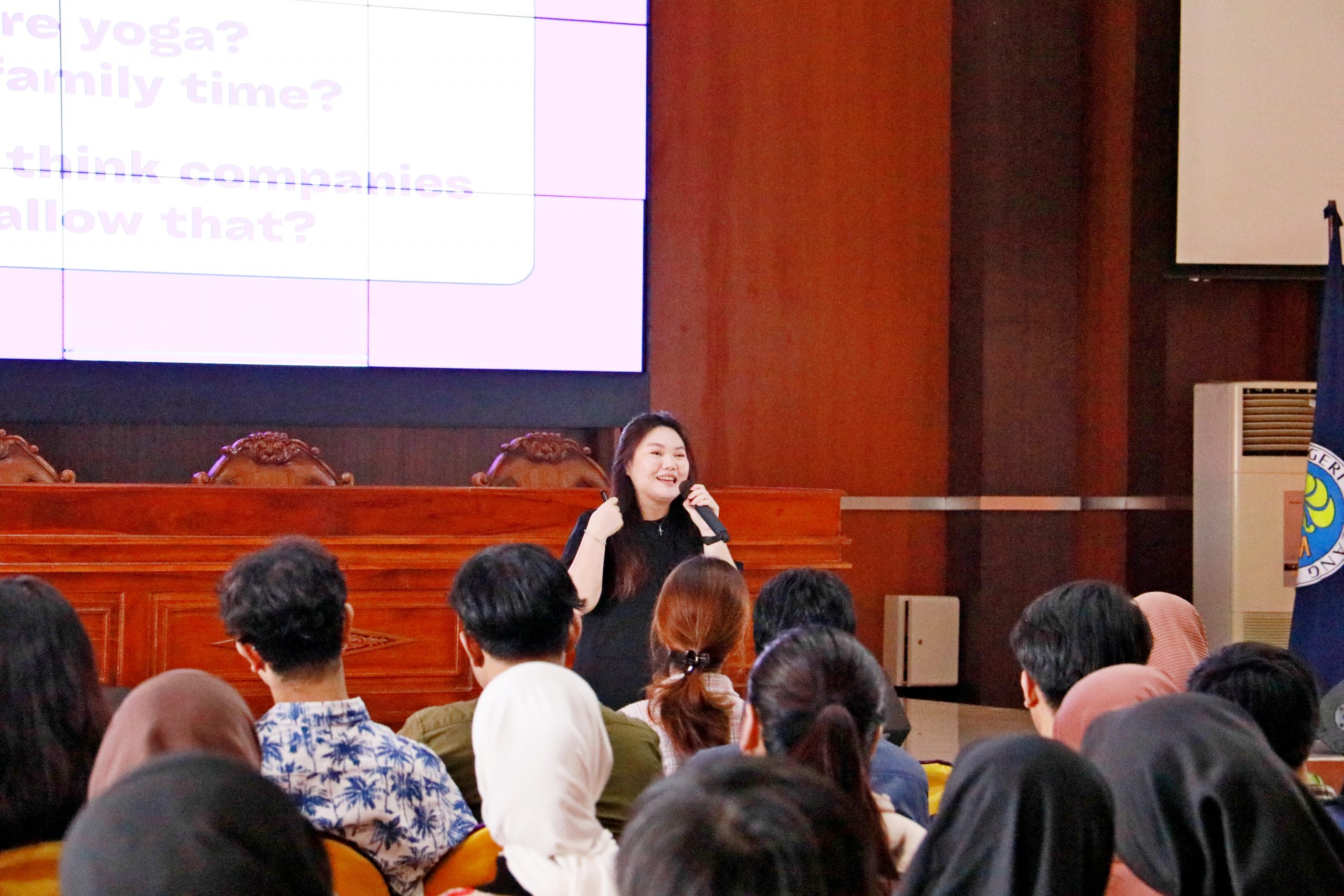 UM Bersama Maxy Guest Lecture Gelar Kuliah tamu “AI For Digital Marketing in The Future”