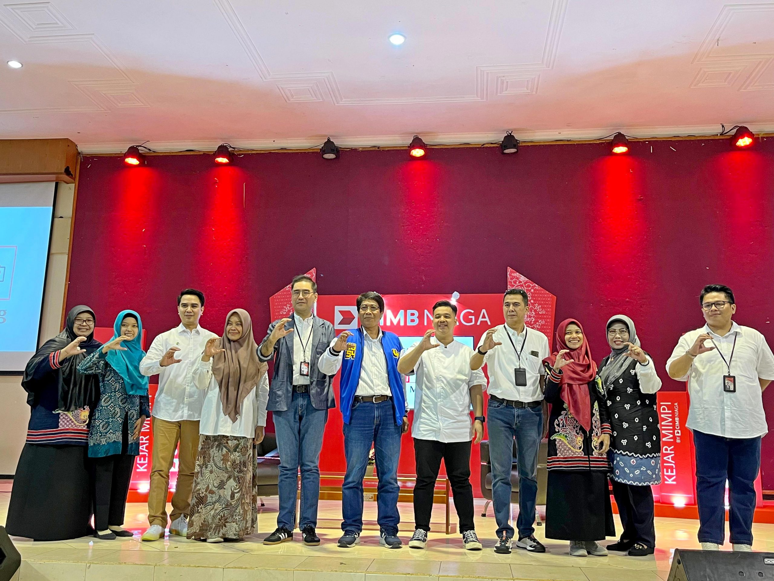 Talkshow UM dan CIMB Niaga Menginspirasi Mahasiswa untuk Mencapai Impian