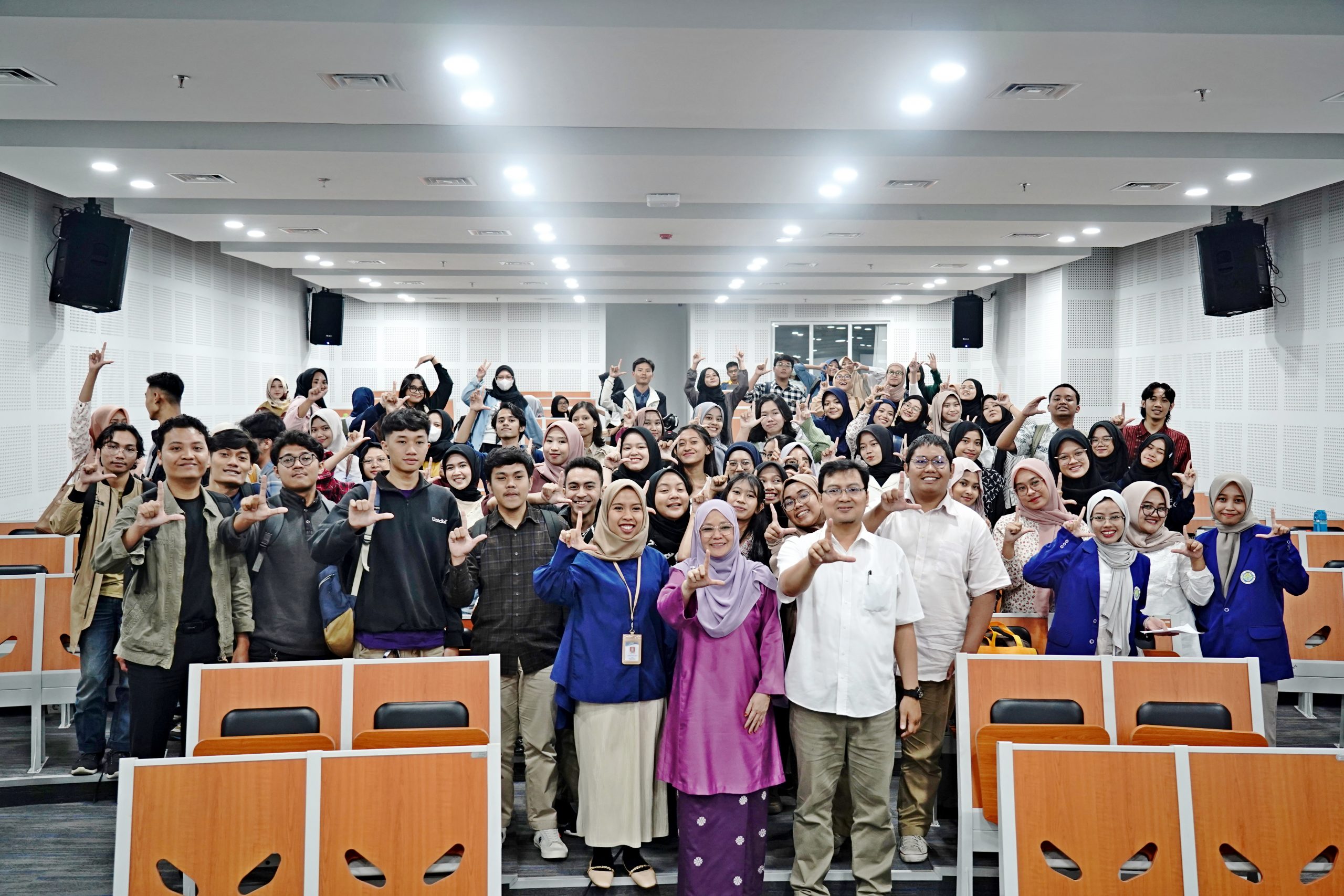 Ungkap Tren Terkini, Program Studi Ilmu Perpustakaan UM Gelar Co-Teaching Bersama Pakar Asal Malaysia