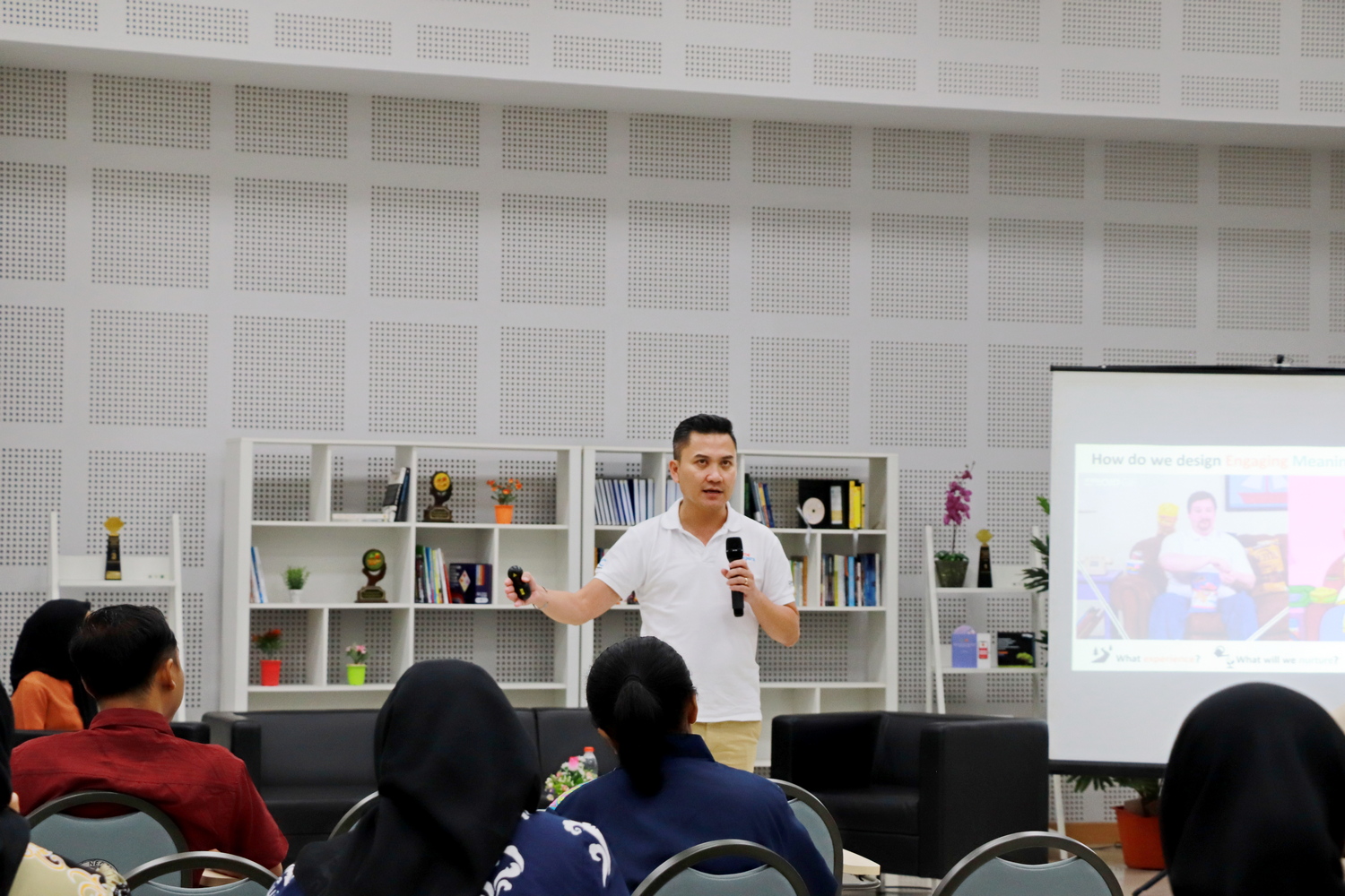 Kuliah Tamu Prodi TEP UM: Bahas Frugal dan Ludic Design dalam Gamifikasi
