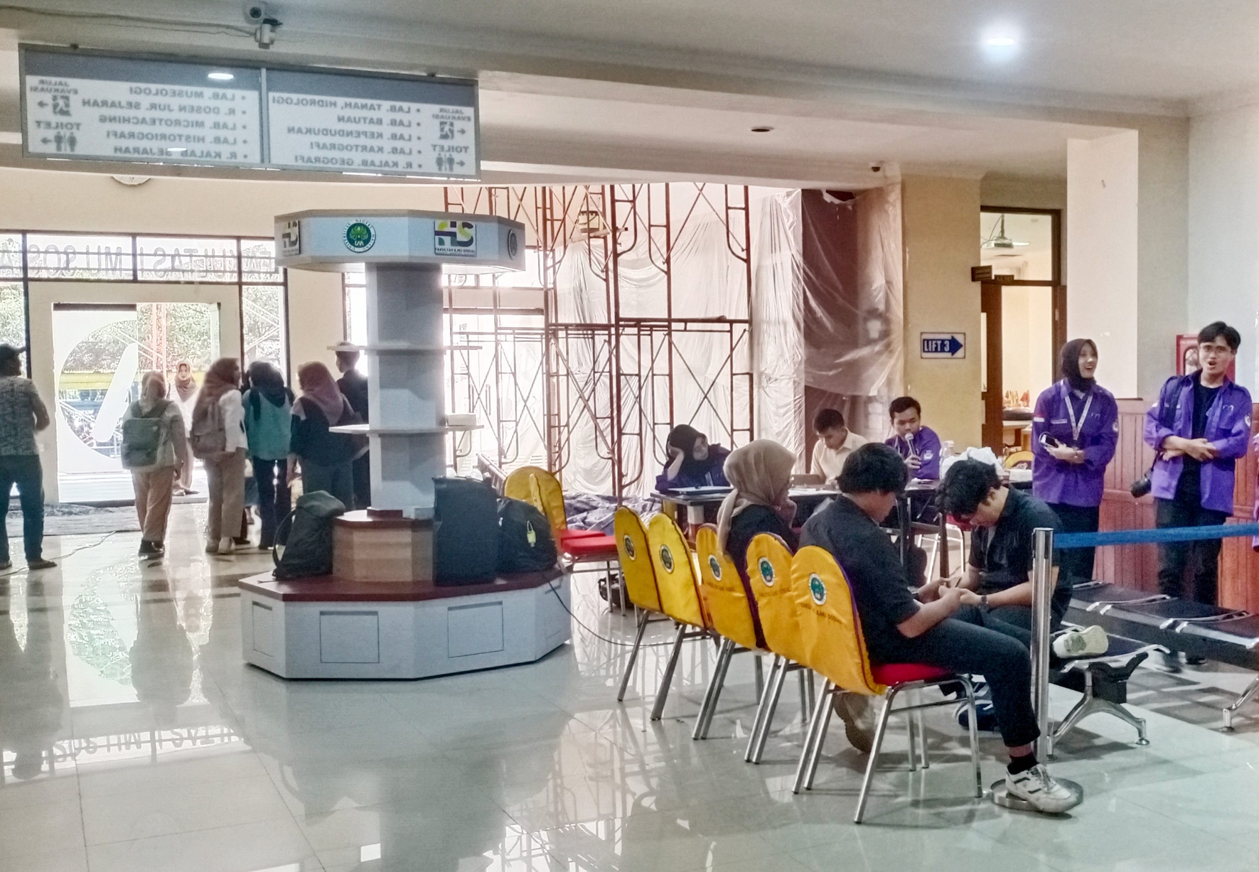 Antusiasme Tinggi Mahasiswa FIS Warnai Pemira 2024 UM