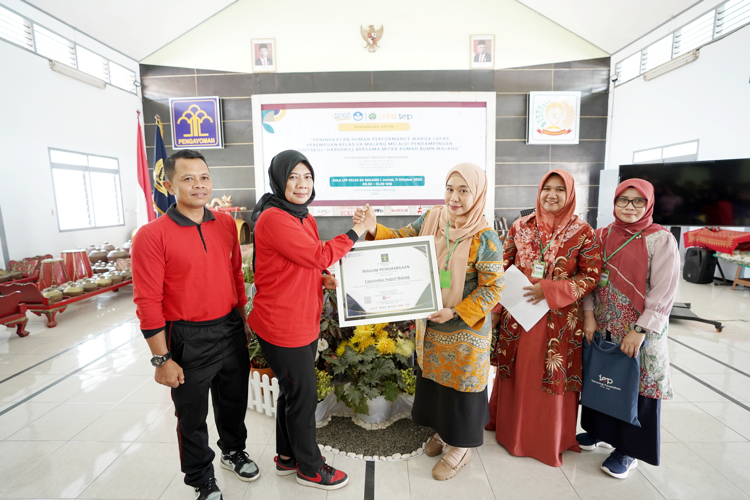 UM Raih Penghargaan Kemenkumham Jatim atas Program Pelatihan di Lapas Perempuan Malang