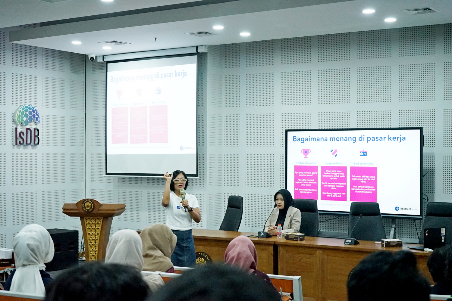 Seminar Inspiratif PP IKA UM dan Jobstreet Indonesia Ungkap Strategi Sukses Berkarir
