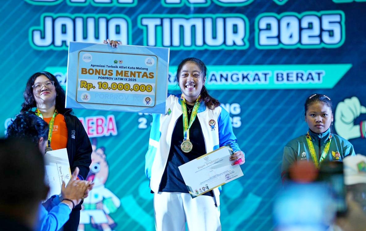 Mahasiswa Ilkom UM Raih Emas dan Perak di Porprov 2025 Cabang Angkat Berat