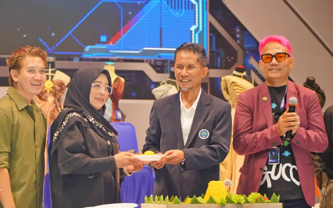 ASFW UM 2026 Ledakkan Panggung Fashion Asia Berbasis Wastra Lokal